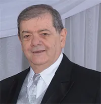 Lic. Ricardo Volcovinsky, director de AyudaVisas